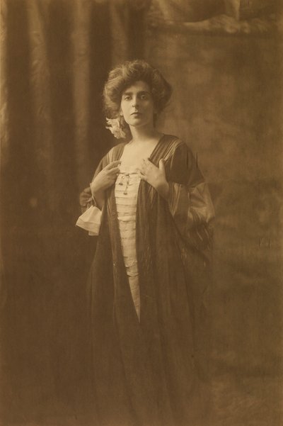 Laura Dreyfus Barney door Toponier Roissonnas