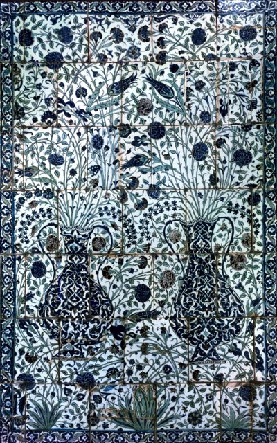 Decoratief paneel met twee vazen en bloemen door Turkish School