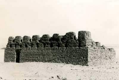 Ruïnes van een kerk bij de Nijl, Adendan, Egypte, foto door Ugo Monneret de Villard door Ugo Monneret de Villard