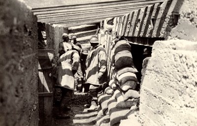 Nieuwe Italiaanse loopgraven, na de opmars in Oostenrijks gebied aan de rand van Selz, tijdens de Eerste Wereldoorlog, 04-07/1916 door Ugo Ojetti