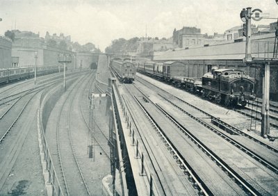 Een drukke plek, 1922 door Unbekannt