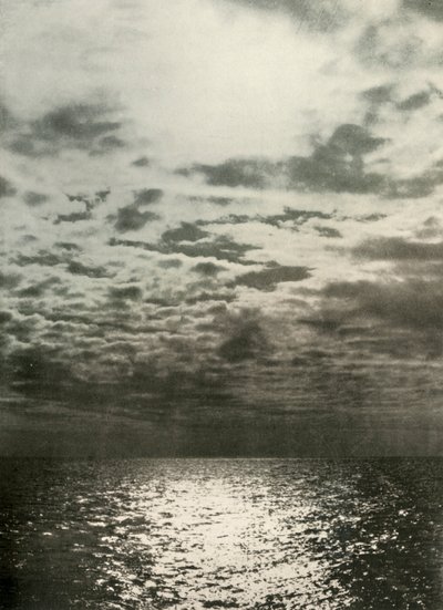 Een wolkeneffect voordat de zee bevroor, c1908 door Unbekannt
