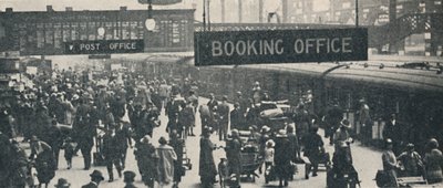 Een Vakantiescène op Liverpool Street Station, 1926 door Unbekannt