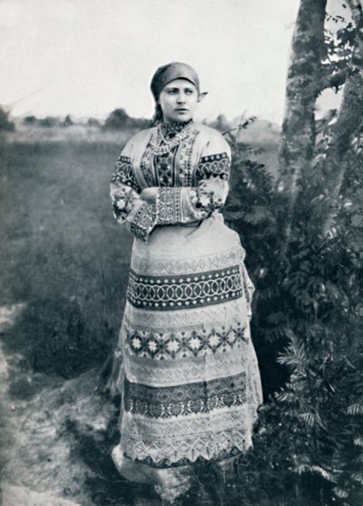 Een Russische boer in kostuum, 1912 door Unbekannt