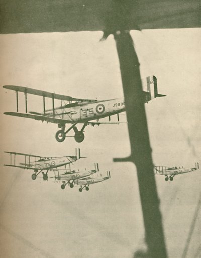 Een Eskader van de Royal Air Force in Formatie door Unbekannt