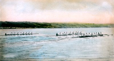Een proefrit van de Cornell-crews op Cayuga Lake door Unbekannt