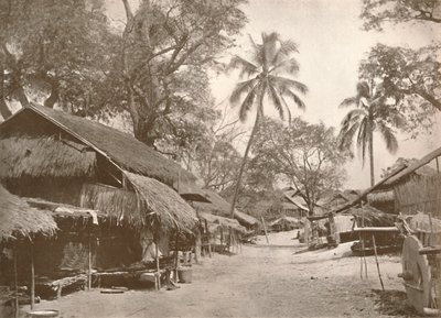 Een typische Birmaanse dorpsscène, 1900 door Unbekannt