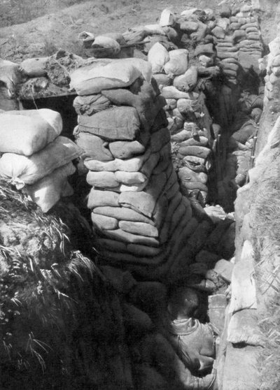 Een veroverde Duitse loopgraaf en bunkersysteem, Souchez, Artois, Frankrijk, 1 juni 1915 door Unbekannt
