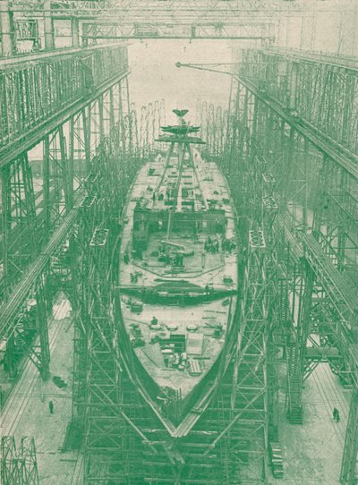 Een lichte kruiser in aanbouw, c1917 1919 door Unbekannt