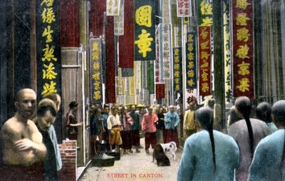 Een straat in Canton, China, c1900s door Unbekannt