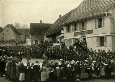 Een dorp in de Elzas wordt bezet door Franse troepen, Eerste Wereldoorlog, ca. 1915, ca. 1920 door Unbekannt