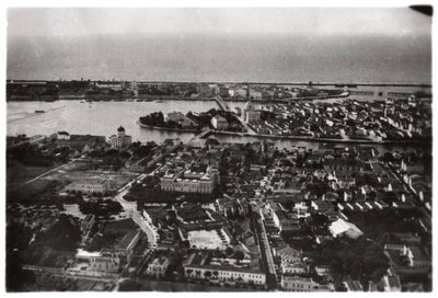 Luchtfoto van Recife, Brazilië, vanuit een Zeppelin, 1930-1933 door Unbekannt