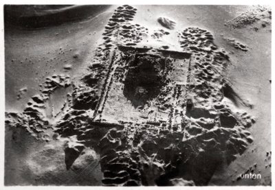 Luchtfoto van archeologische opgravingen bij Saqqara, Egypte, 1931-1933 door Unbekannt