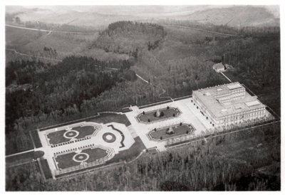 Luchtfoto van het Herrenchiemsee-paleis, Beieren, Duitsland, vanuit een Zeppelin, ca. 1931-1933 door Unbekannt
