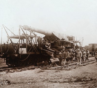 Afrikaanse troepen en zware artillerie, Champagne, Noord-Frankrijk, ca. 1914-ca. 1918 door Unbekannt