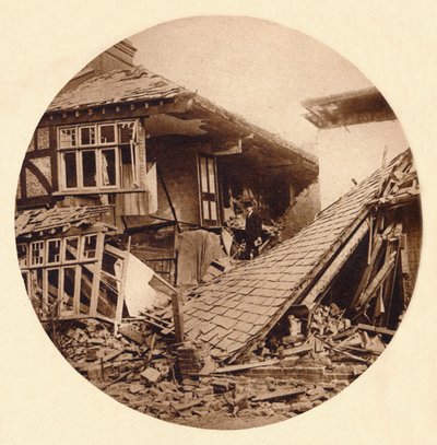 Schade door luchtaanval in Croydon, 1915-1935 door Unbekannt