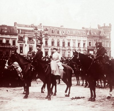 Albert I en Elisabeth van Beieren in Luik, België, c1914-c1918 door Unbekannt