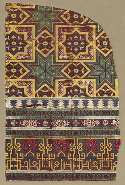 Alhambra hangfragment met versierde banden door Unbekannt