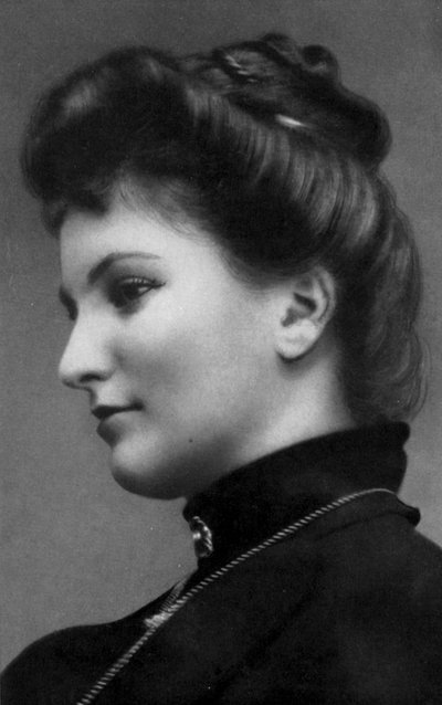Alma Schindler, Oostenrijkse socialite en componist, c1900 door Unbekannt