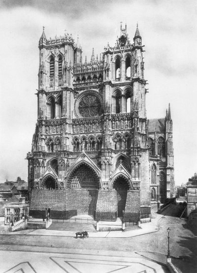 Kathedraal van Amiens, Picardië, Frankrijk, 1918 door Unbekannt