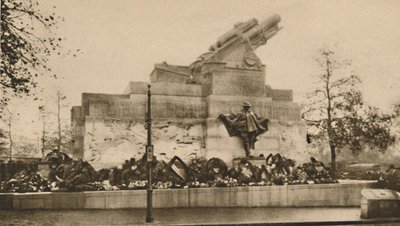Een toevoeging aan Londens monumenten: Het Royal Regiment of Artillery Memorial, ca. 1935 door Unbekannt