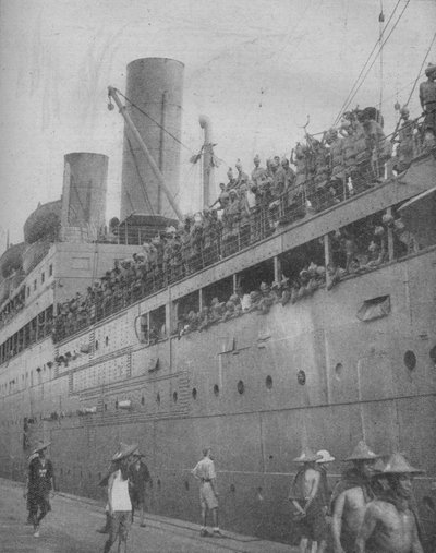 In Singapore arriveren Indiase troepen om deel te nemen aan de verdediging van de grote vestinghaven, 1941 door Unbekannt
