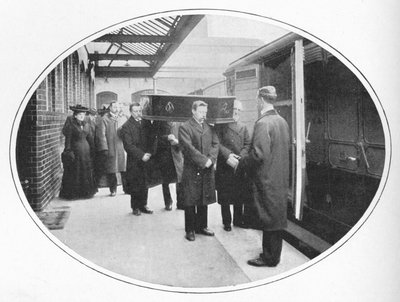 Bij het Necropolis Companys station, Westminster Bridge Road, Londen, ca. 1900 door Unbekannt