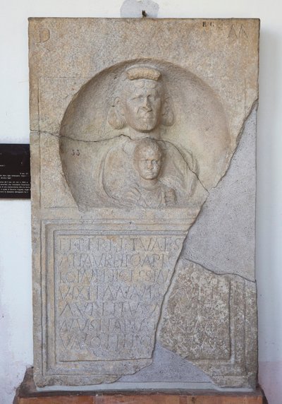 Aurelio Apio, stele door Unbekannt