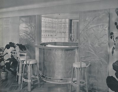 Bar in het huis van de heer en mevrouw Miles Gray, 1942 door Unbekannt