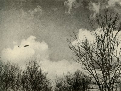 Battles vertrekt voor een klus tijdens de Blitz, 1939-1940 door Unbekannt