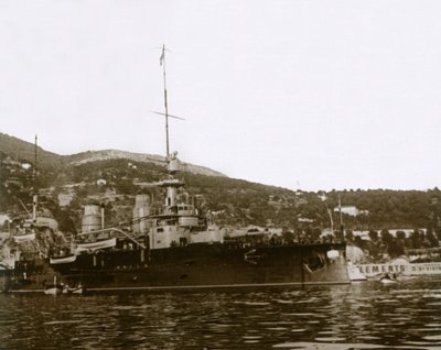 Slagschip in Villefranche, Frankrijk, ca. 1914-1918 door Unbekannt