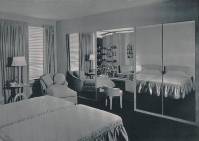 Slaapkamer ontworpen door James F. Eppenstein, Chicago, 1942 door Unbekannt