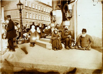 Bedelaars voor het Valaam-klooster, Moskou, Rusland, 1907 door Unbekannt