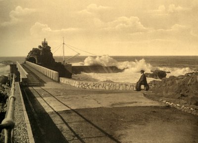 Biarritz - Au Rocher de la Vierge bij stormachtig weer door Unbekannt