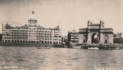 Bombay - Taj & Gateway, ca. 1930 door Unbekannt
