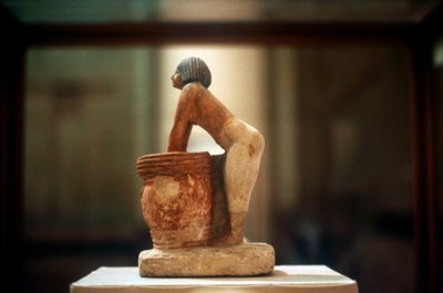 Bier brouwen, Egyptisch grafmodel van Meketra, 9e dynastie, ca. 2160 v.Chr. door Unbekannt