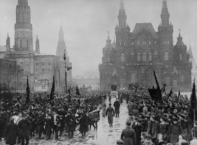Vieringen ter gelegenheid van de 8e verjaardag van de Oktoberrevolutie in Moskou, 1925 door Unbekannt