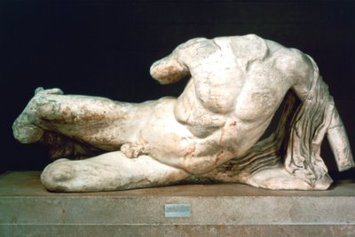 Cephisus of Illisus van het westelijke fronton van het Parthenon, 447-432 v.Chr. door Unbekannt