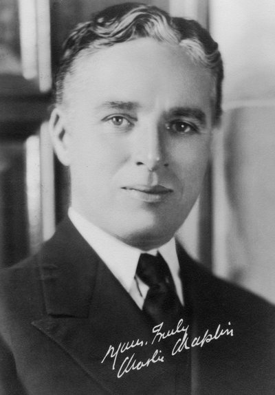 Charlie Chaplin 1889-1977, Engelse acteur, jaren 1920 door Unbekannt