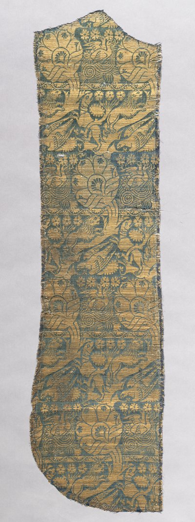 Kazula Fragment met Realistische Dieren, ca. 1420 door Unbekannt