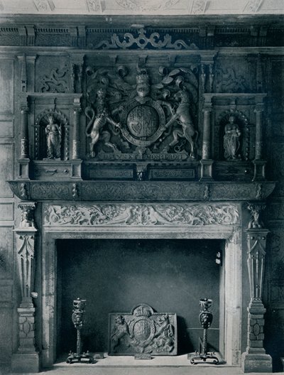 Schouw met Wapens van James I, circa 1606: uit het Oude Paleis, Bromley-By-Bow, 1945 door Unbekannt