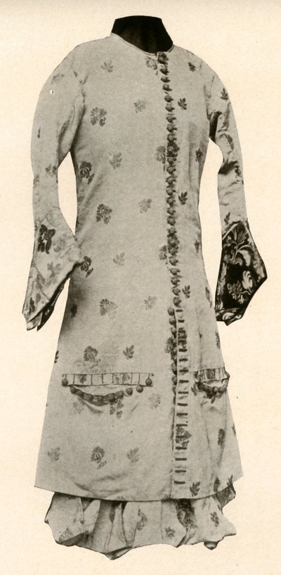 Jas en volledige kniebroek van buff brokaat met bloemen en bladeren, c1670, 1937 door Unbekannt