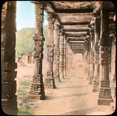 Colonnade, Delhi, India, eind 19e of begin 20e eeuw door Unbekannt