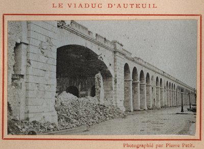 Commune van Parijs (1871): uitzicht op het Auteuil-viaduct in Parijs in mei 1871 door Unbekannt