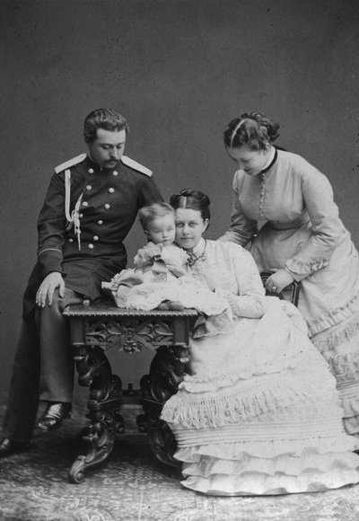 Graaf Sergei Sheremetev en gravin Ekaterina Sheremeteva en familie, 1870s door Unbekannt