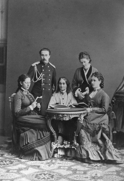 Graaf Sergei Sheremetev en Gravin Ekaterina Sheremeteva en familie, 1870s door Unbekannt