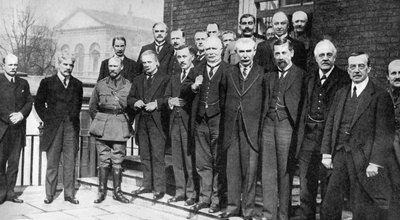 David Lloyd George, Britse premier, met enkele van zijn collega