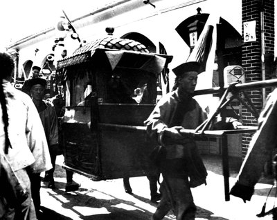 Vertrek van de Keizer van Japan, Korea, 1900 door Unbekannt