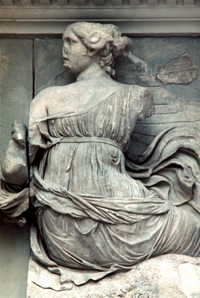 Detail van de Grote Fries van het Pergamon Altaar, 180-159 v.Chr. door Unbekannt