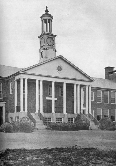 Detail van de ingang, Bird School Elementary en Junior High, Walpole, Massachusetts, 1922 door Unbekannt